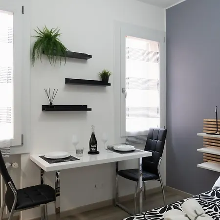 アパート Centralemoderno Monolocale A 10 Passi Dal Centro *